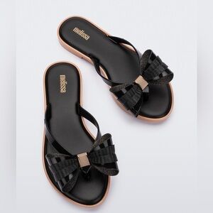 Brand New Never Worn Melissa Slim Flip Flip Black SZ 9